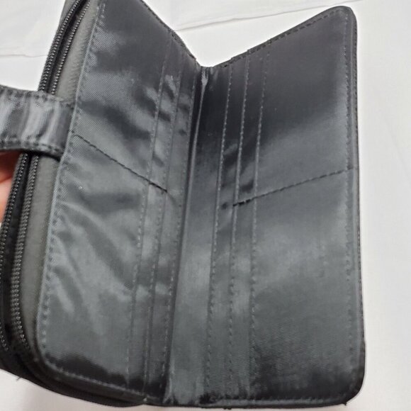 Stone New York Black Pebbled Leather Wallet W/ Snap Closure & Zipper Compartment - Picture 5 of 6